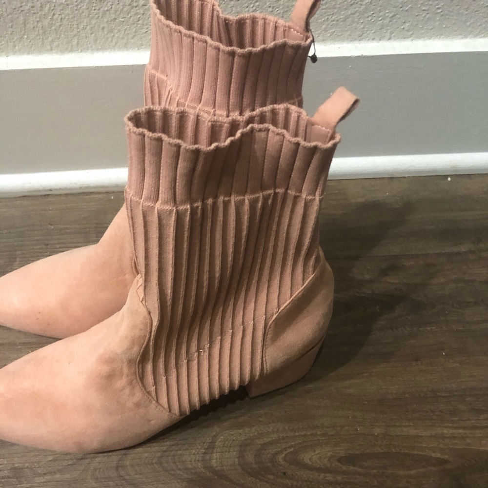 Pink suede boots